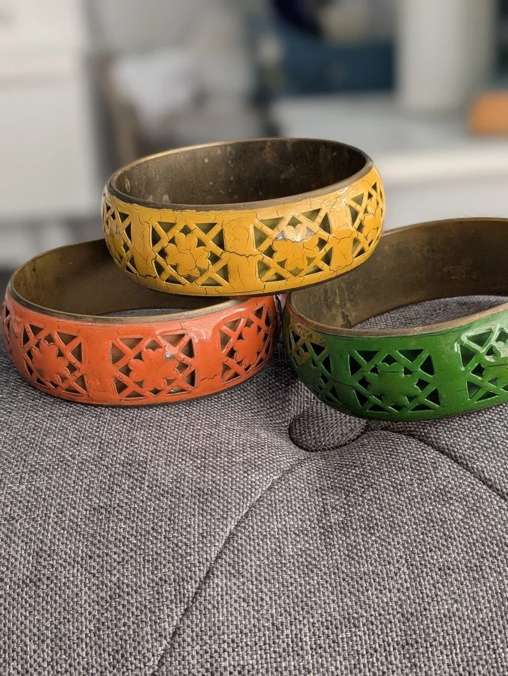 Vintage Brass Tone Cutout Enamel Bangle Bracelet Set of 3 | Green Rust Mustard - Picture 3 of 6